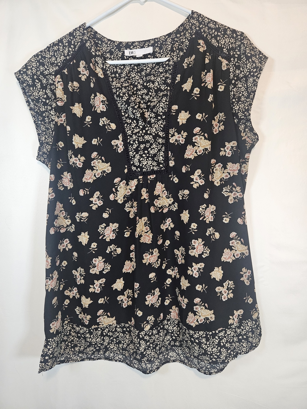 DR2 Black Floral Short Sleeve Tunic with Cream and Pink Blooms